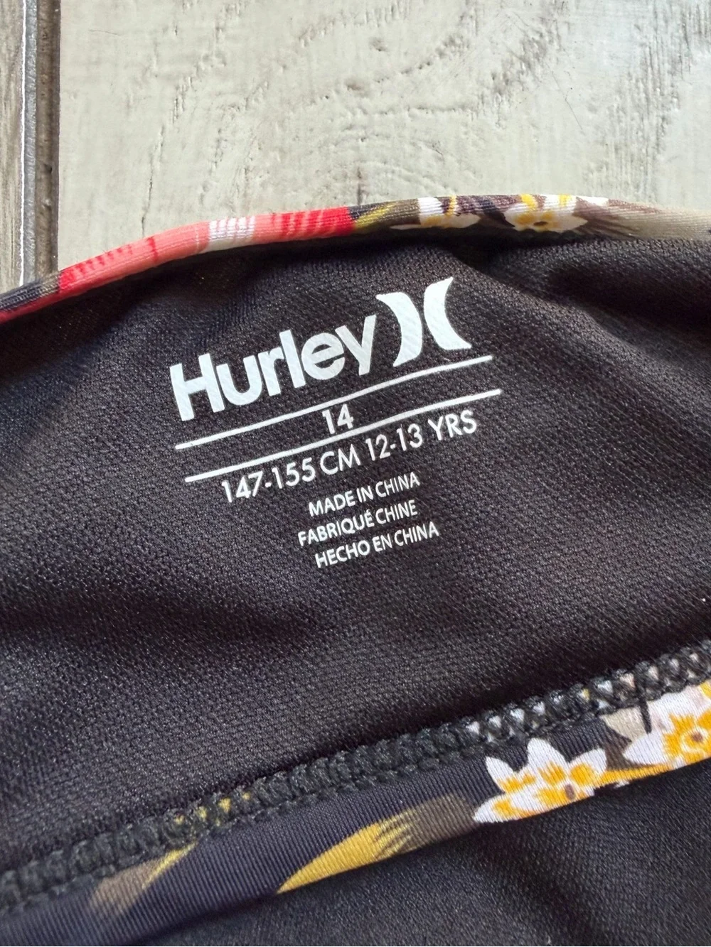 Hurley Carissa Moore rashguard and bikini top